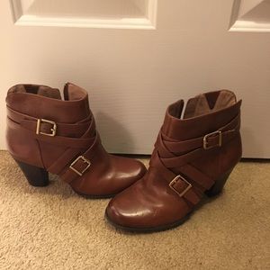 Buckle leather booties